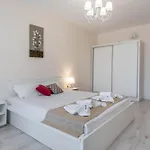 Apartamento Seaside By Linas Varna